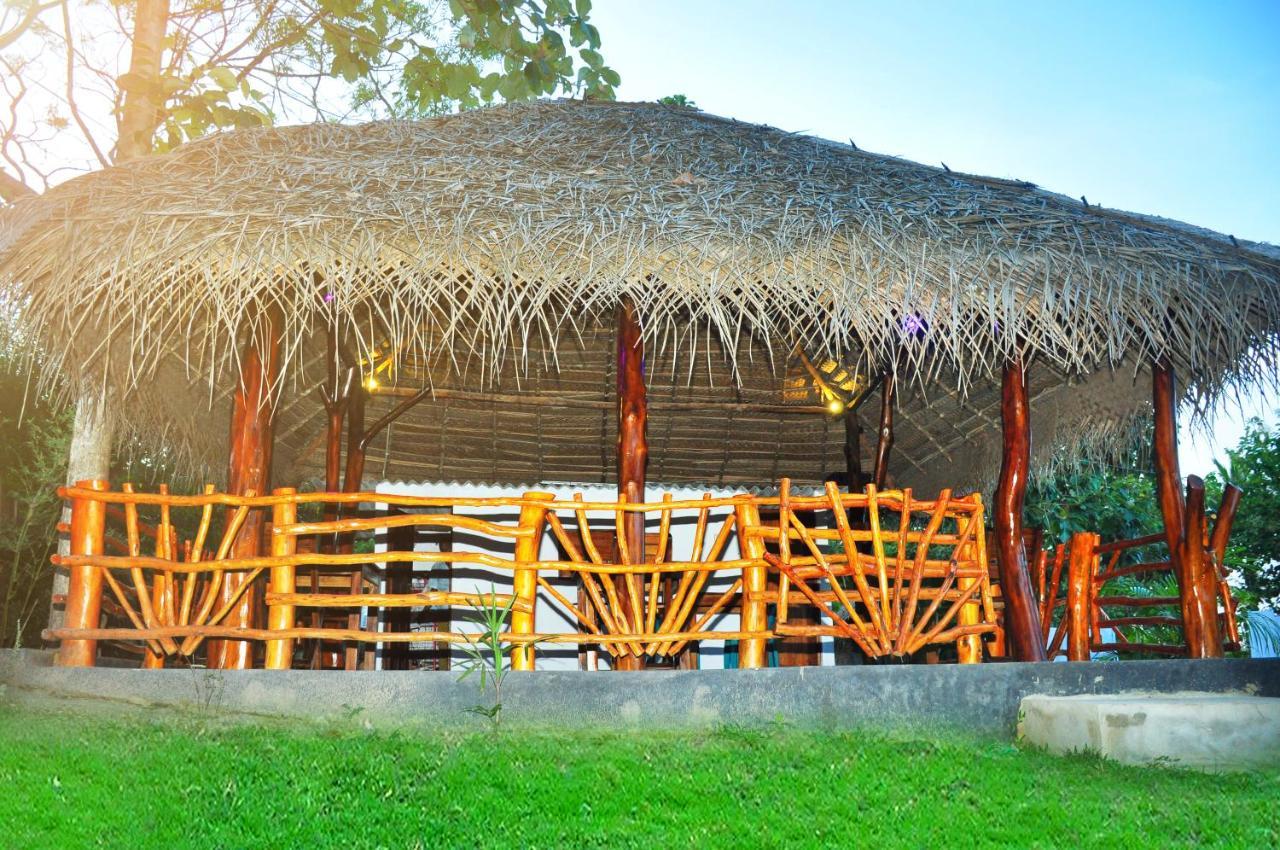 Sea Sound Cabana & Restaurant Tangalle Eksteriør bilde
